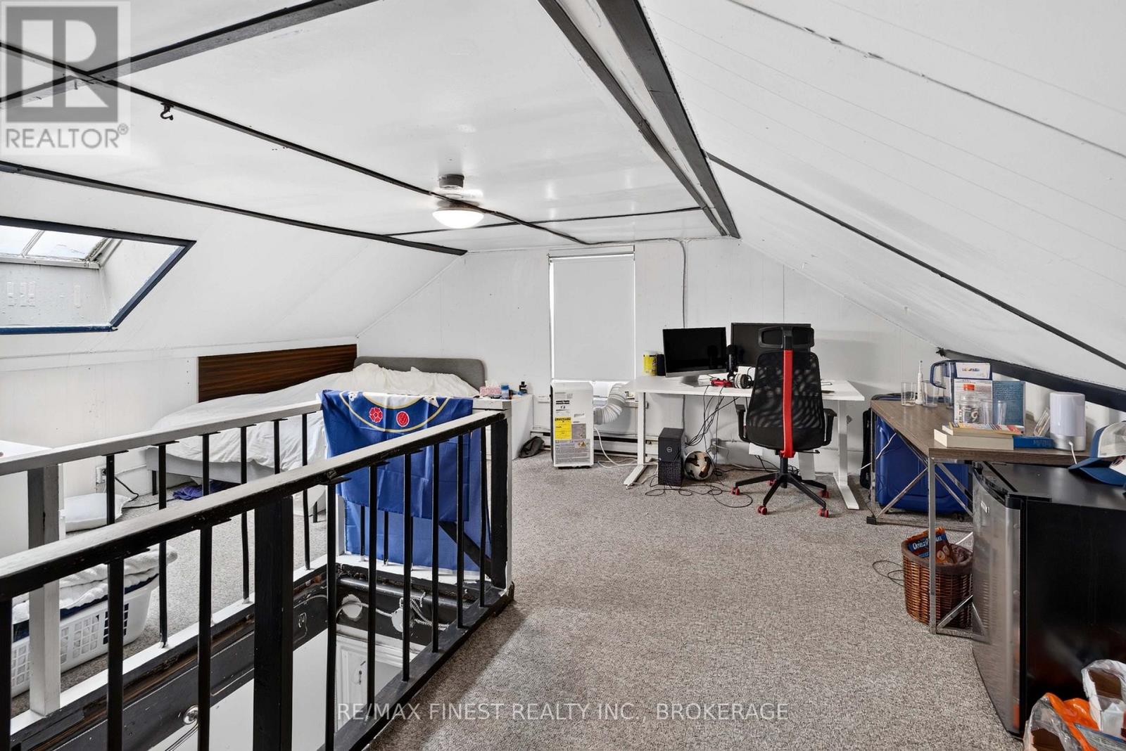 364 Brock Street Property Photo 44
