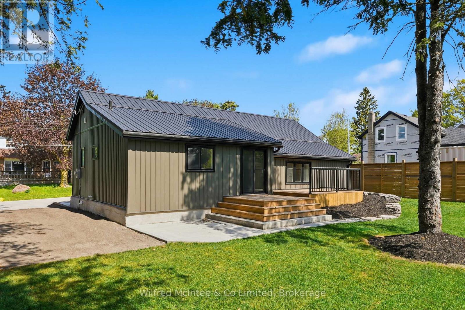 550 Wellington Street Property Photo 21