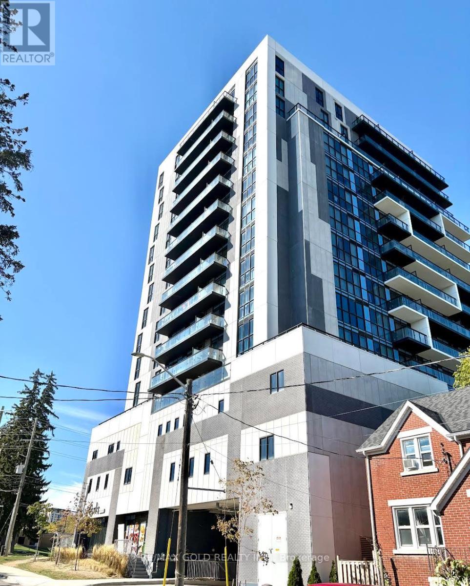 611 - 128 King Street N Property Photo 1