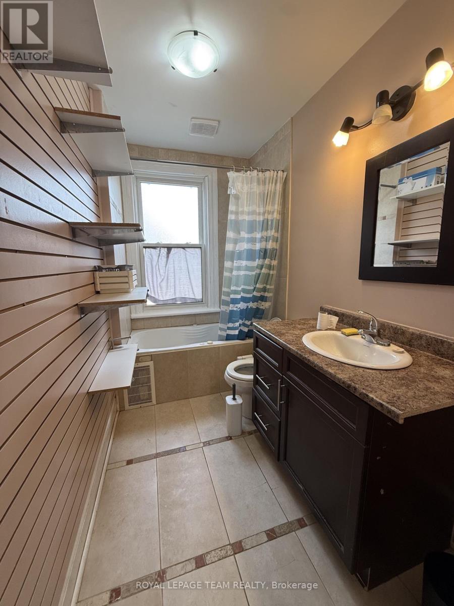 60 Herridge Street Property Photo 10