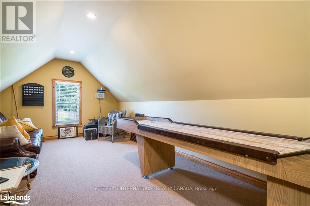 188 Brooker Boulevard Property Photo 25