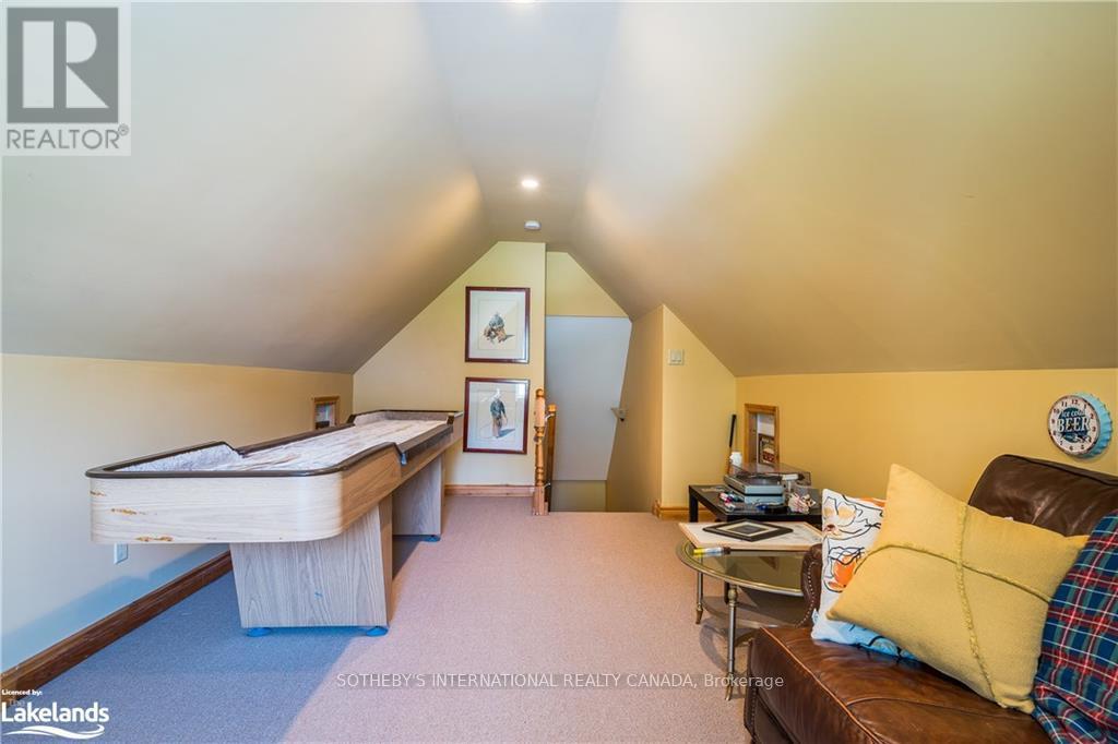 188 Brooker Boulevard Property Photo 26