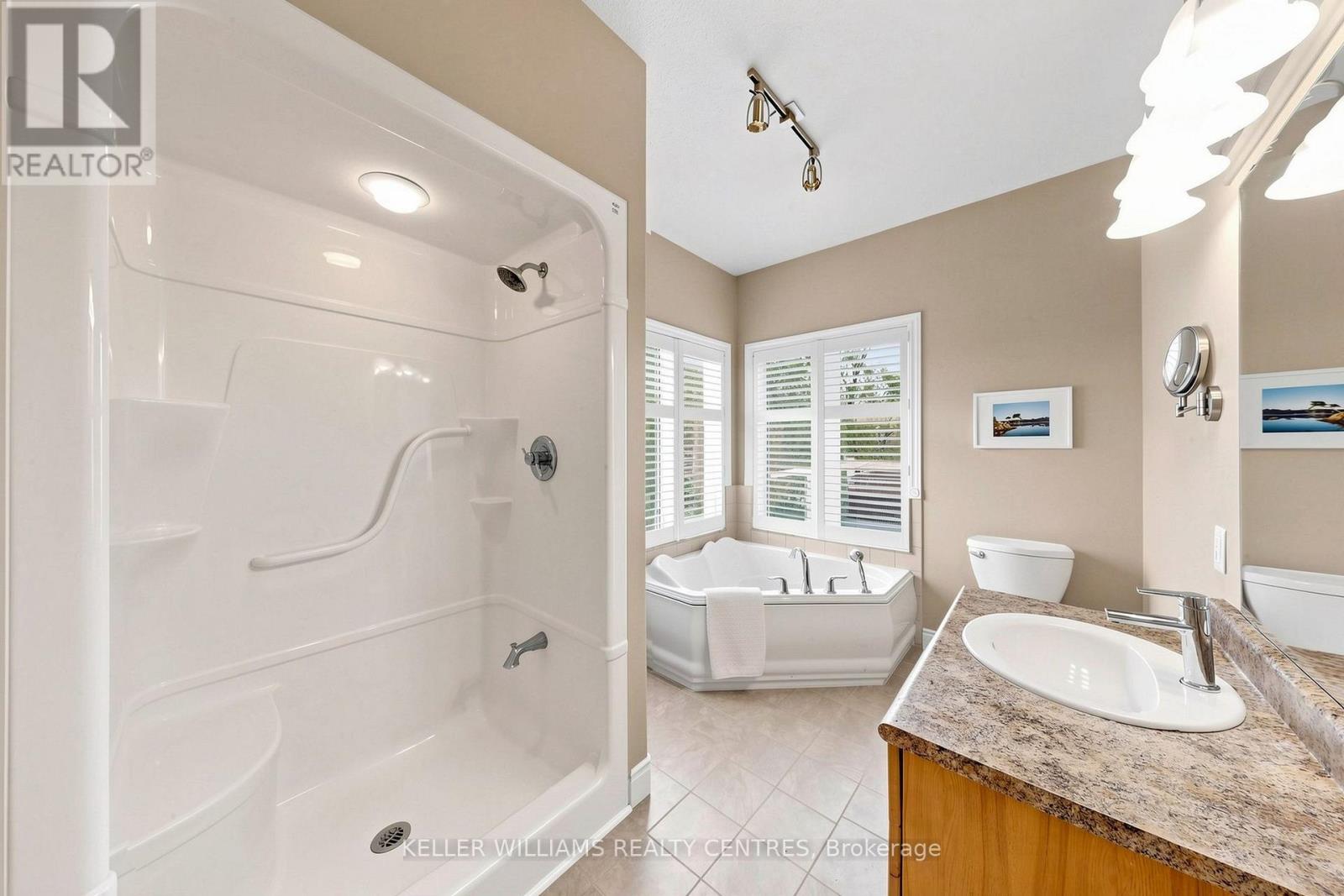 Unit 4 - 1623 Houseys Rapids Road Property Photo 18