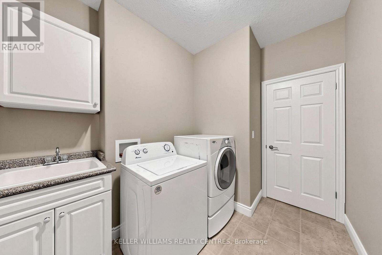 Unit 4 - 1623 Houseys Rapids Road Property Photo 23