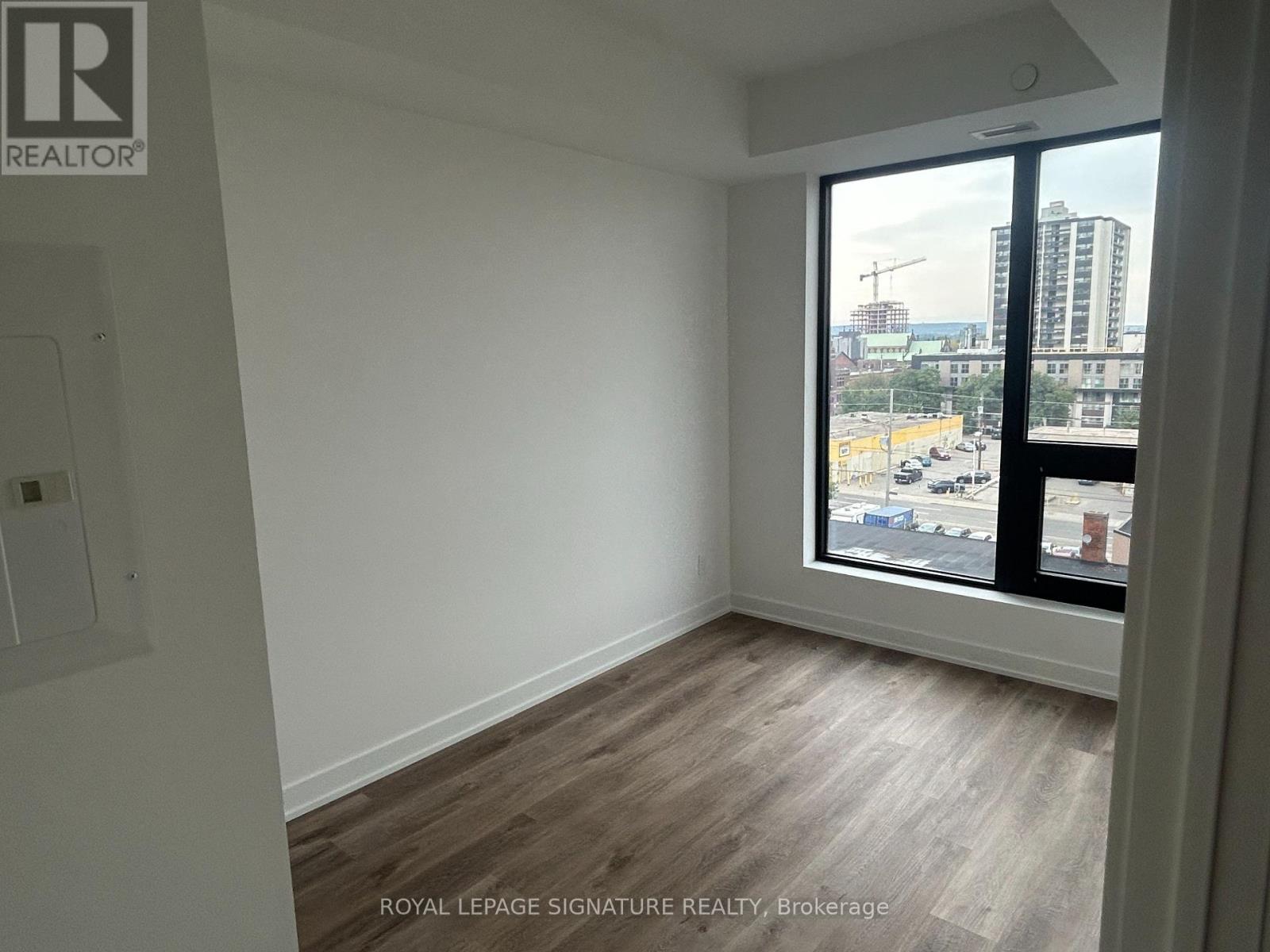 616 - 101 John Street N Property Photo 8