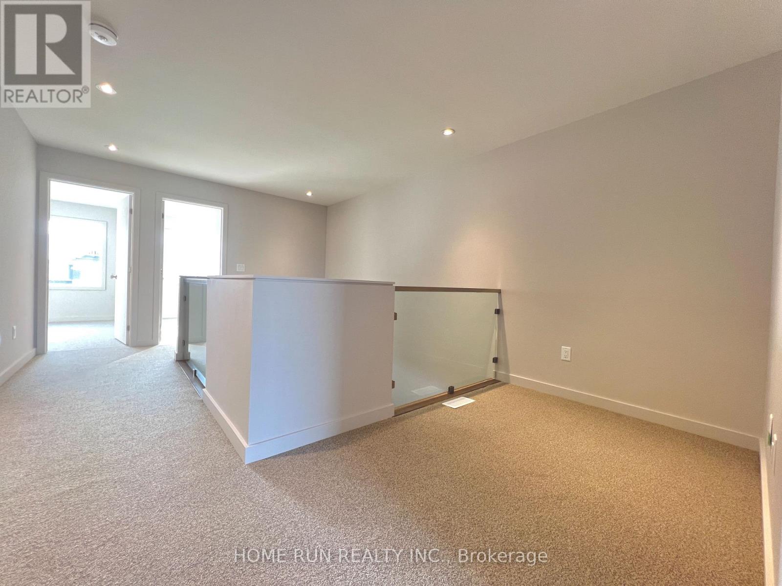 516 Borbridge Avenue Property Photo 8