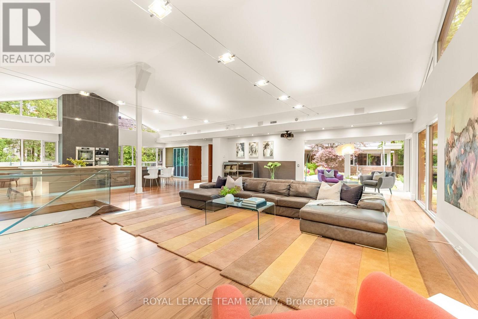 55 Willingdon Road Property Photo 8