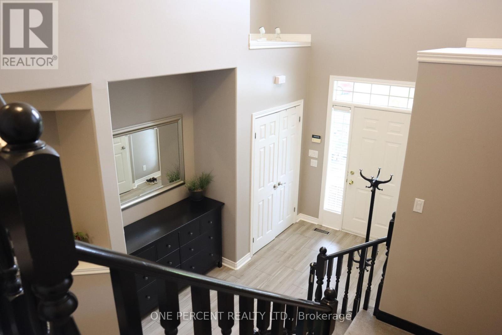 349 Winterberry Boulevard Property Photo 31