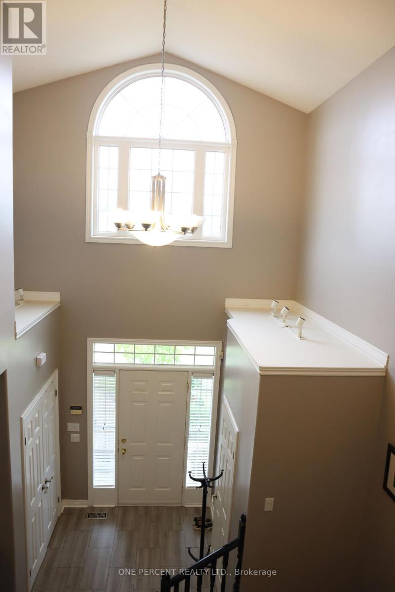 349 Winterberry Boulevard Property Photo 32