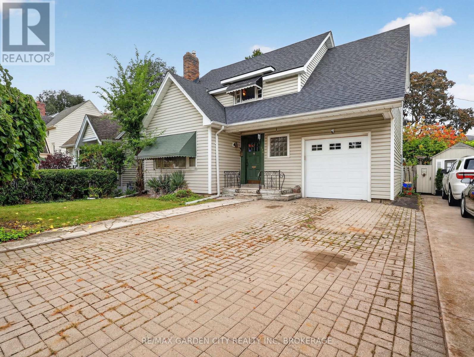 136 Highland Avenue Property Photo 1