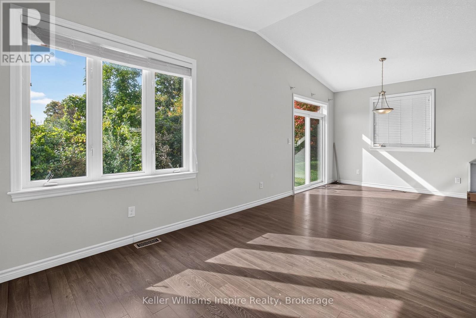 165 Islandview Drive Property Photo 15