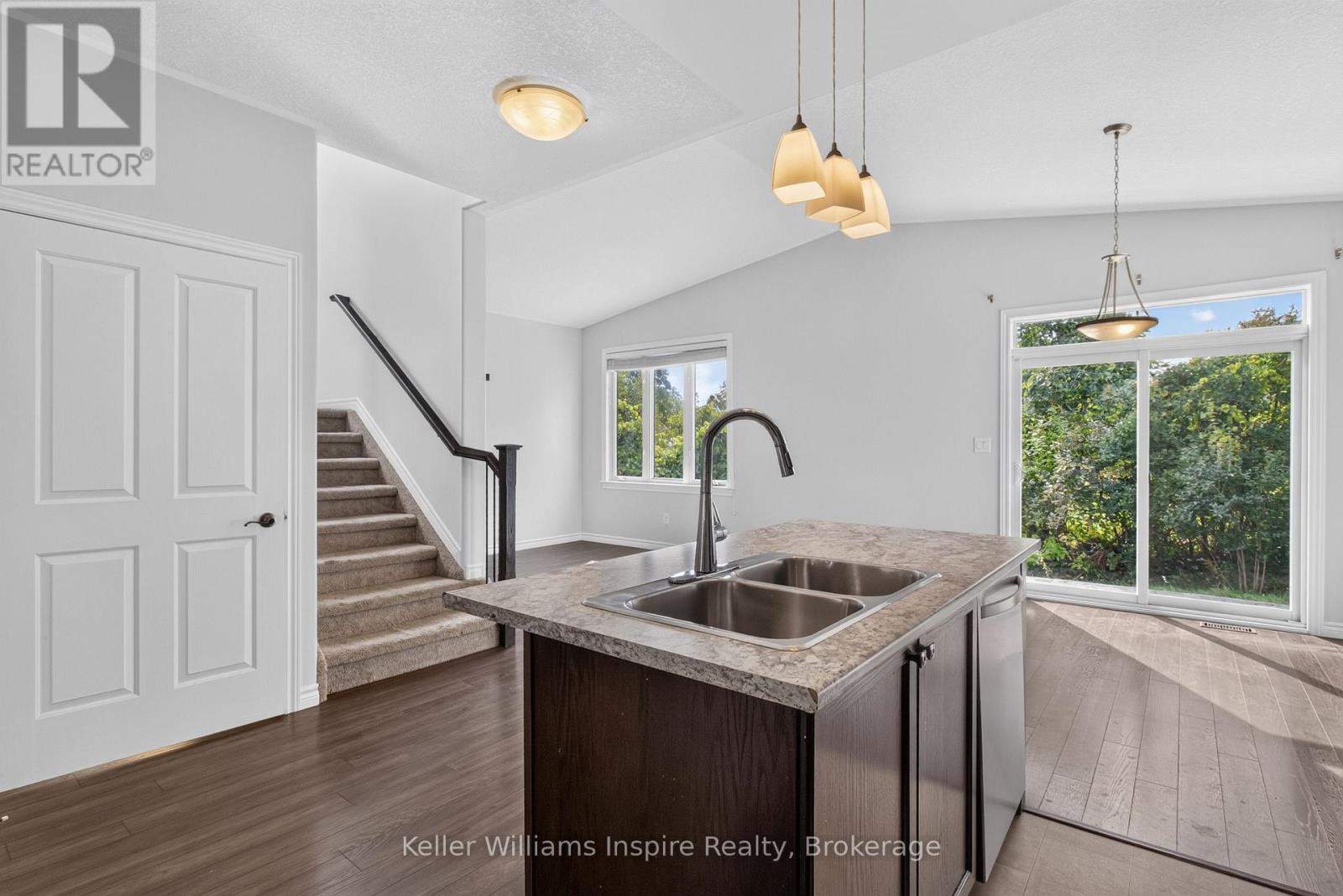 165 Islandview Drive Property Photo 18