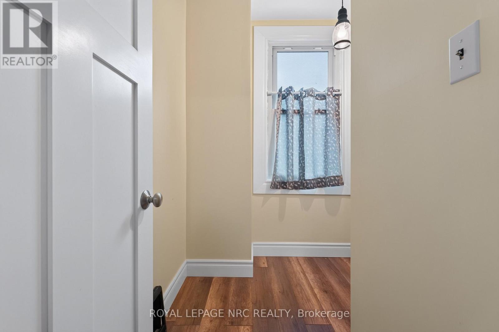 9 Marmora Street Property Photo 28