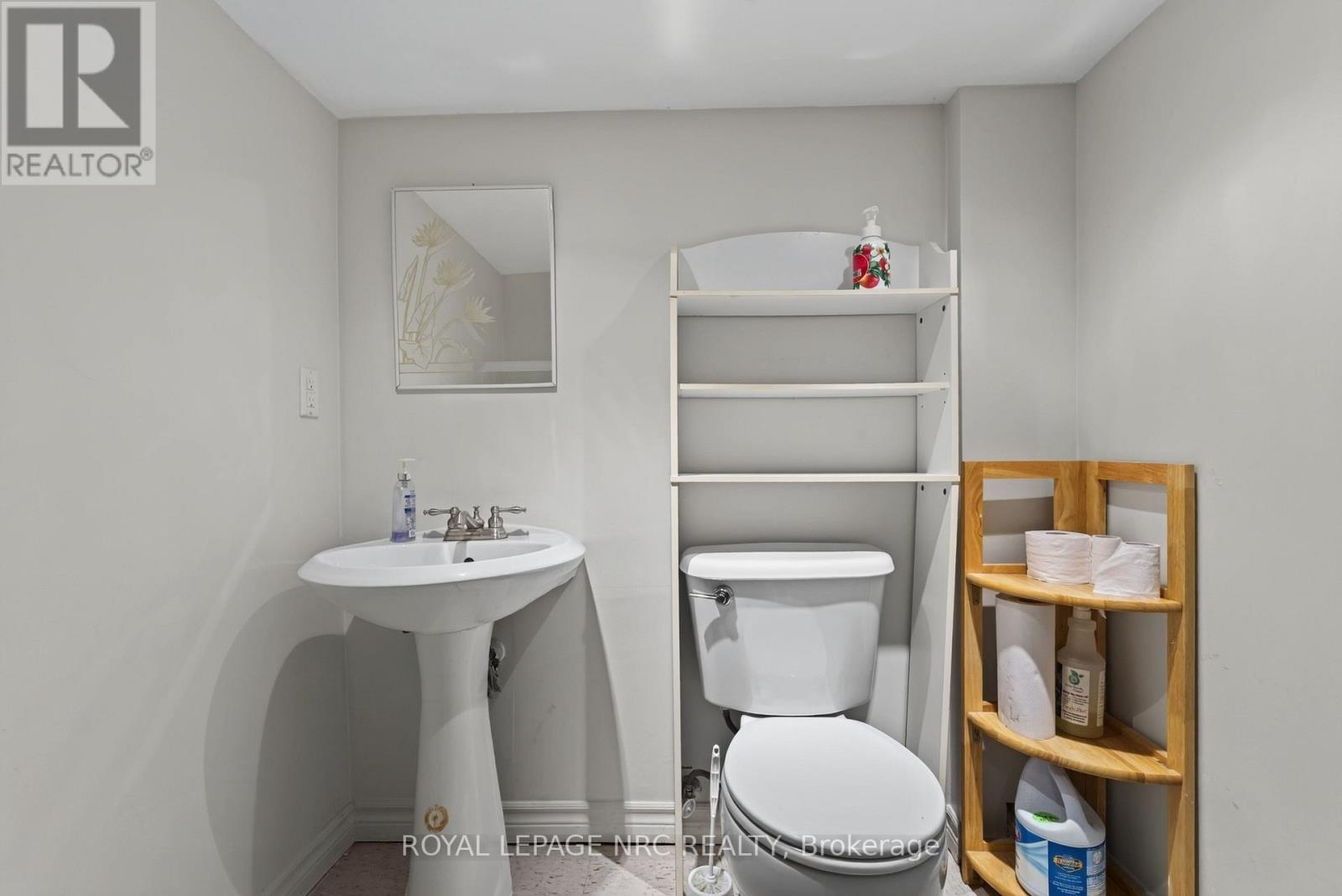9 Marmora Street Property Photo 32