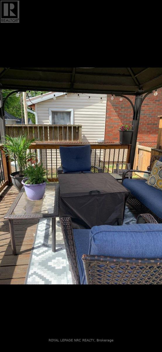 9 Marmora Street Property Photo 40