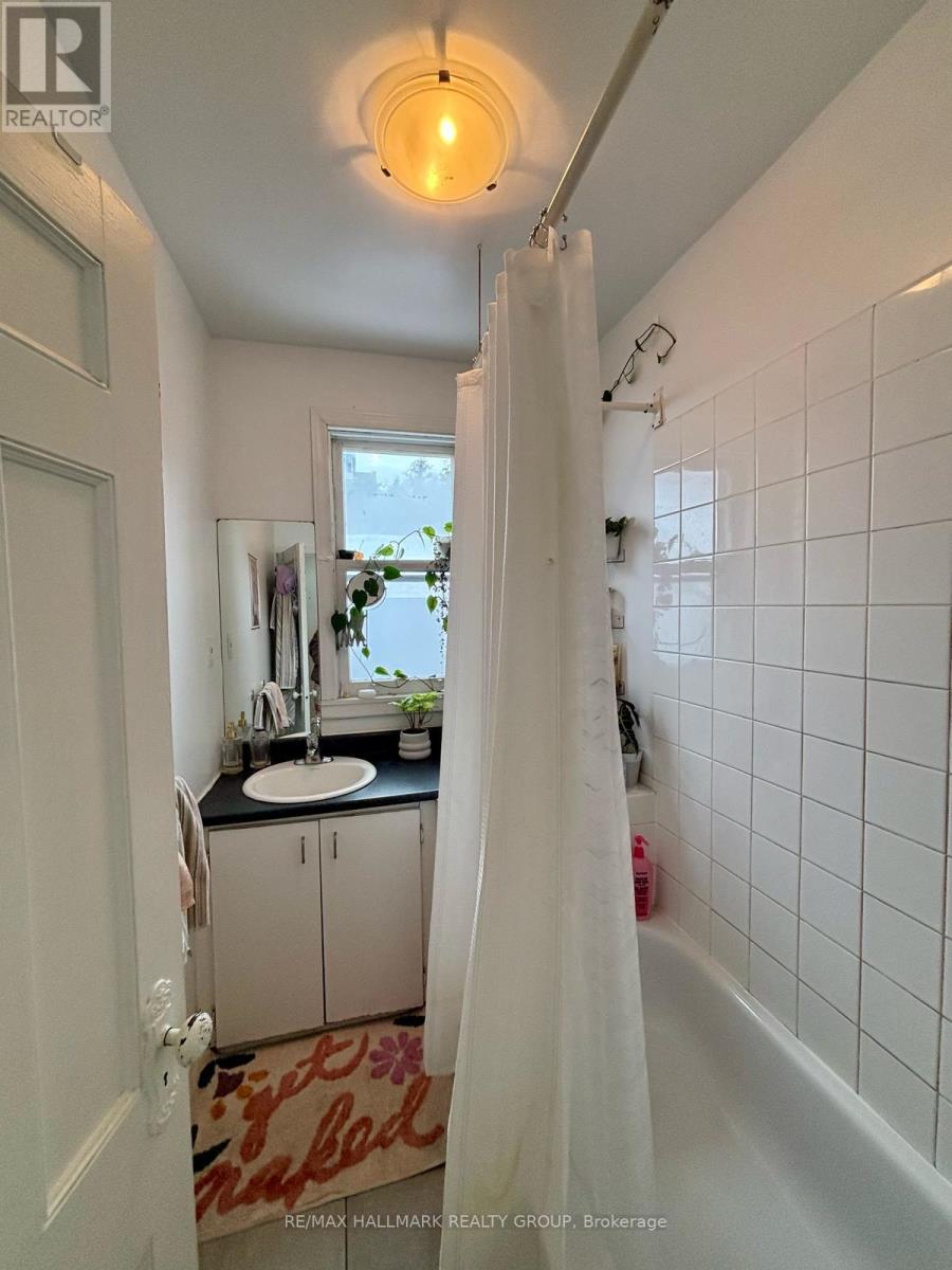 3 - 421 Lisgar Street Property Photo 10