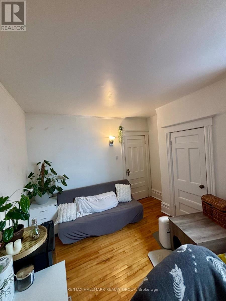 3 - 421 Lisgar Street Property Photo 13