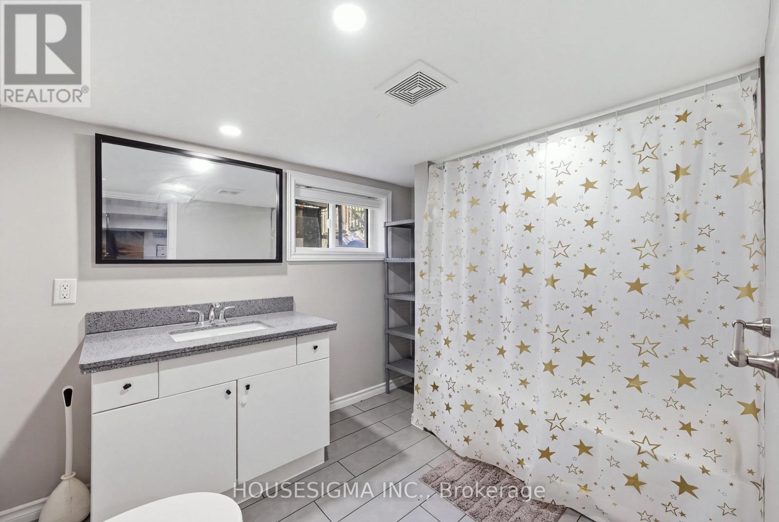 198 Weir Street N Property Photo 21