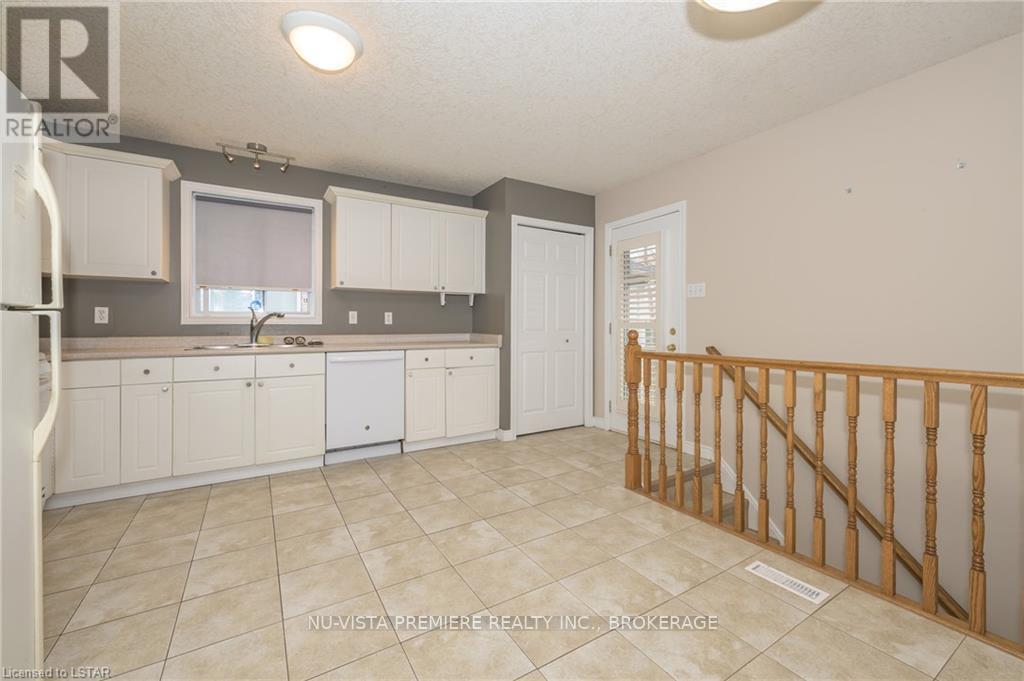 602 Sprucewood Drive Property Photo 9
