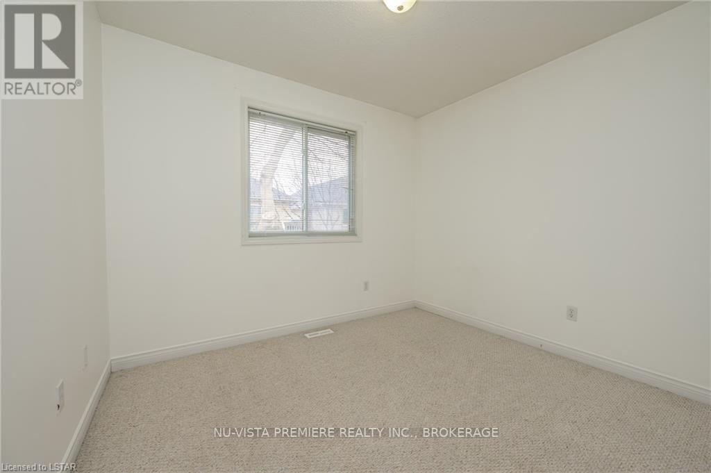 602 Sprucewood Drive Property Photo 18