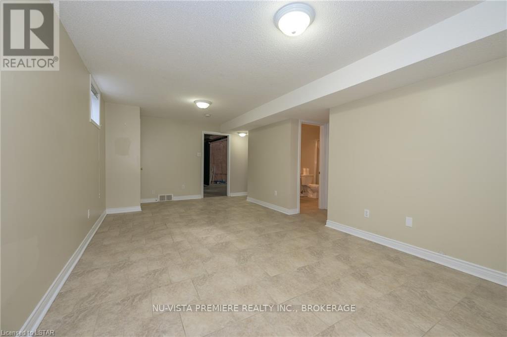 602 Sprucewood Drive Property Photo 25