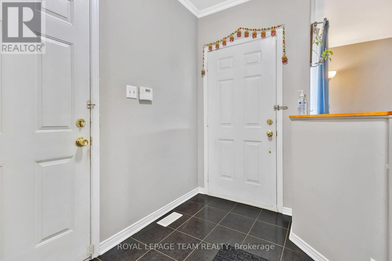 36 Saffron Court Property Photo 3