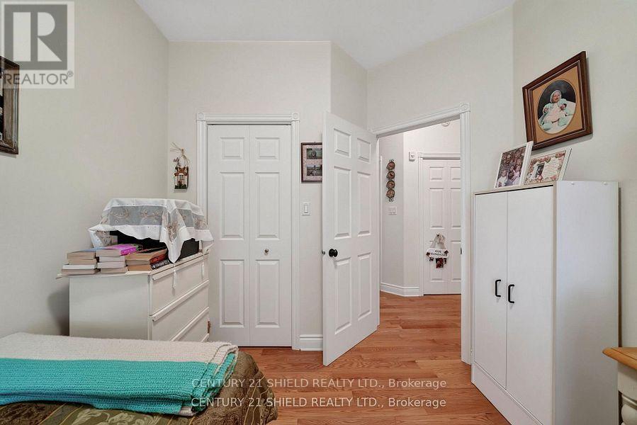 67 Front St Street Property Photo 17