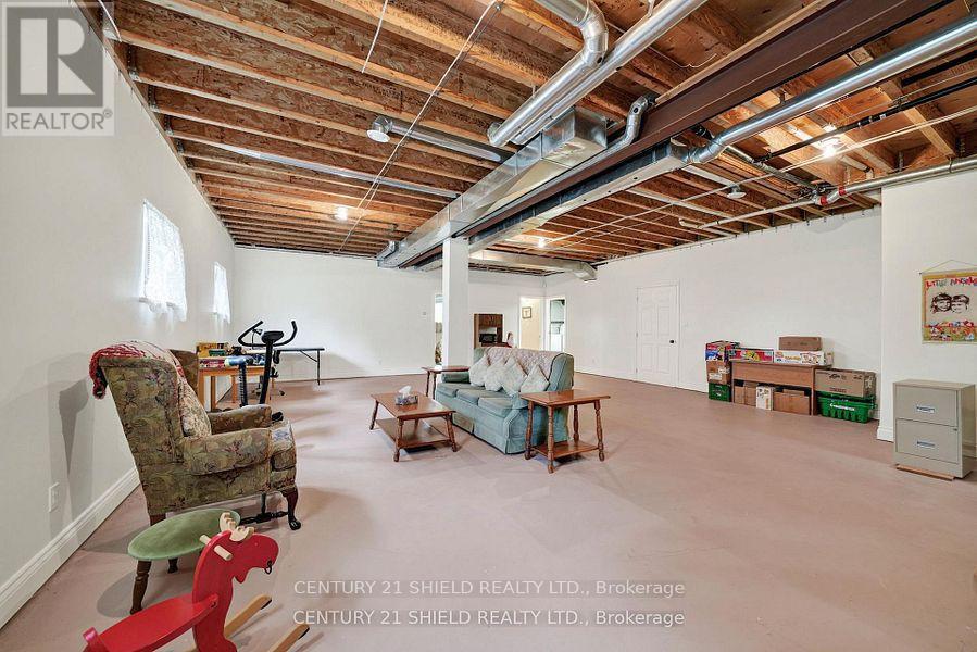 67 Front St Street Property Photo 30