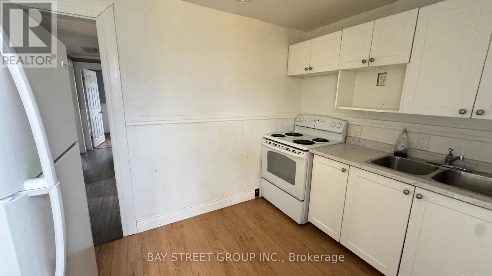 Upper - 5114 Mcrae Street Property Photo 4