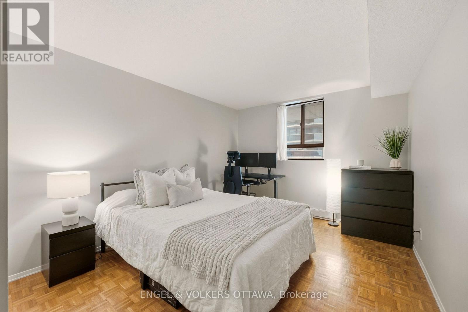 606 - 475 Laurier Avenue W Property Photo 21