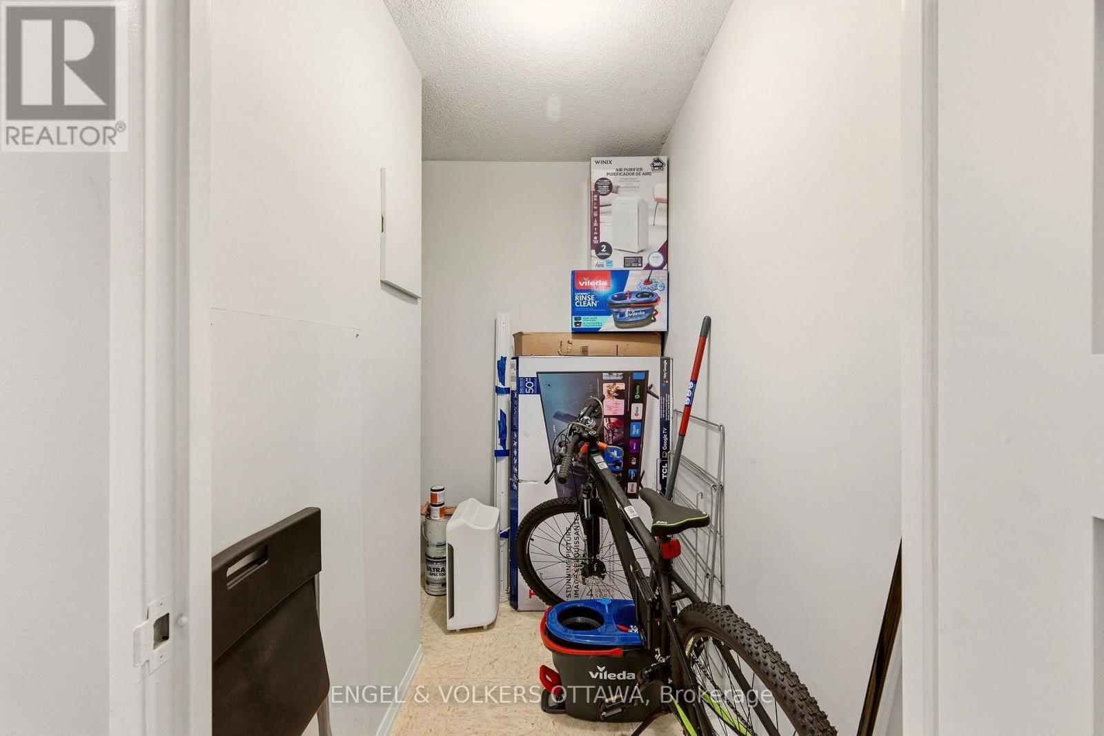 606 - 475 Laurier Avenue W Property Photo 27