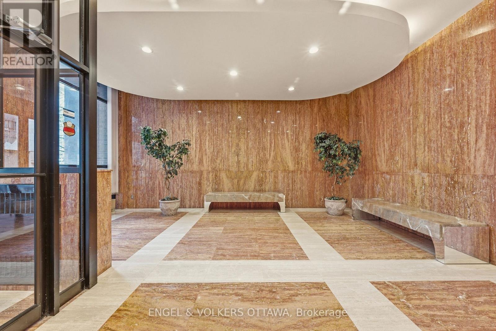 606 - 475 Laurier Avenue W Property Photo 31