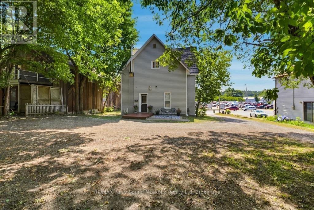 18 William Street Property Photo 2