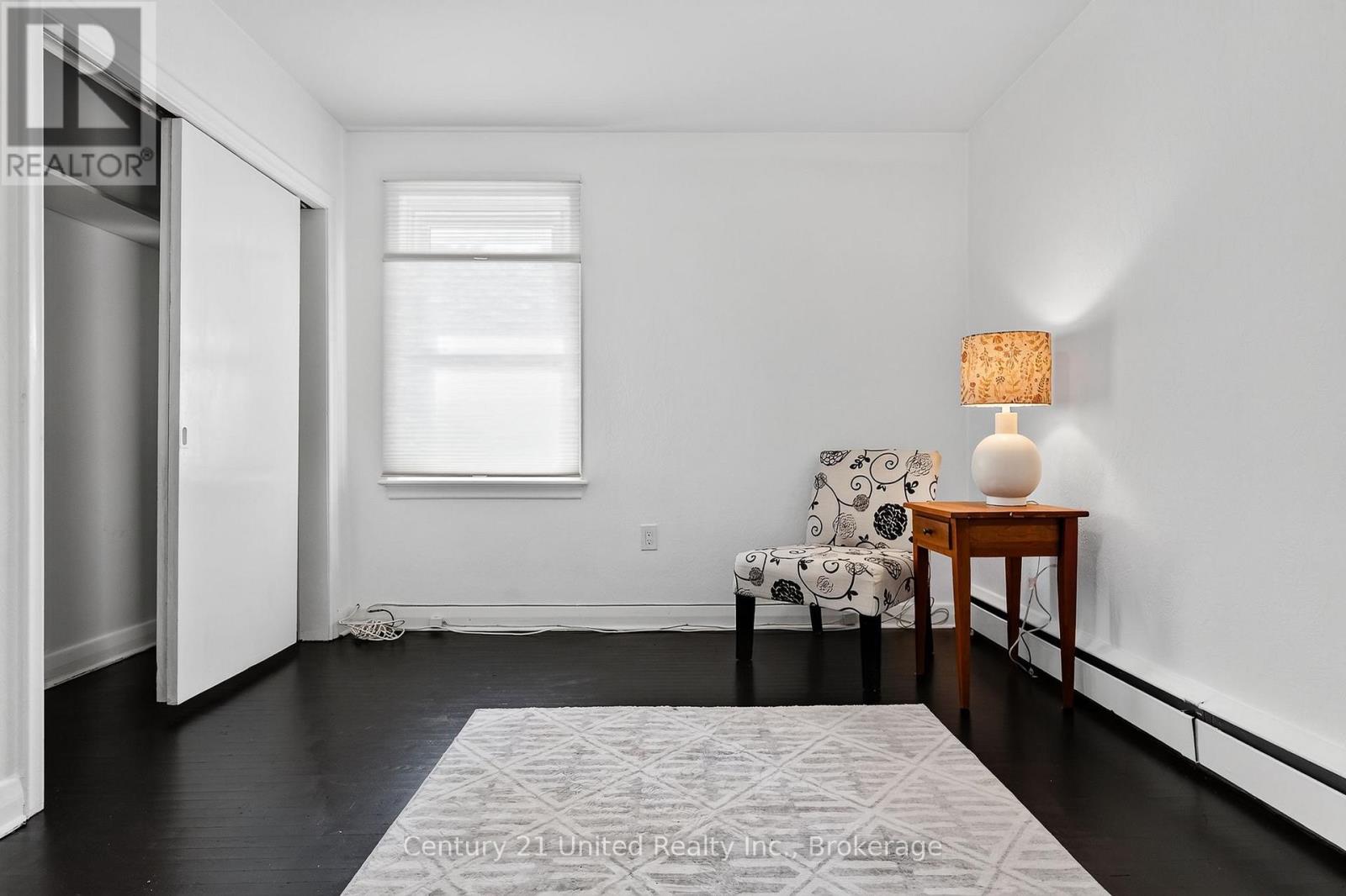 108 James Street E Property Photo 26