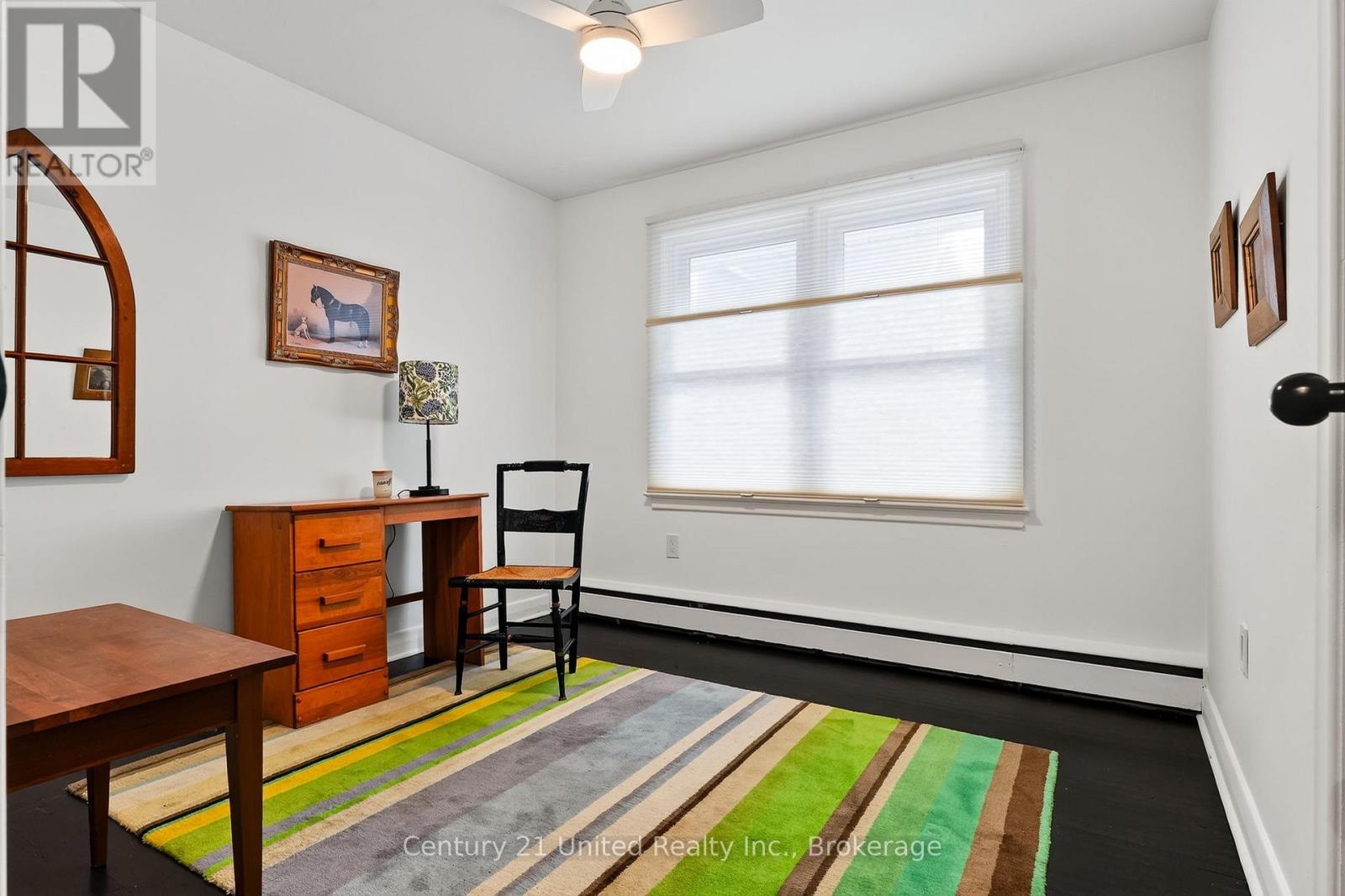 108 James Street E Property Photo 28