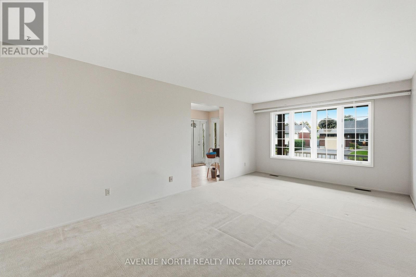 1283 Surrey Avenue Property Photo 10