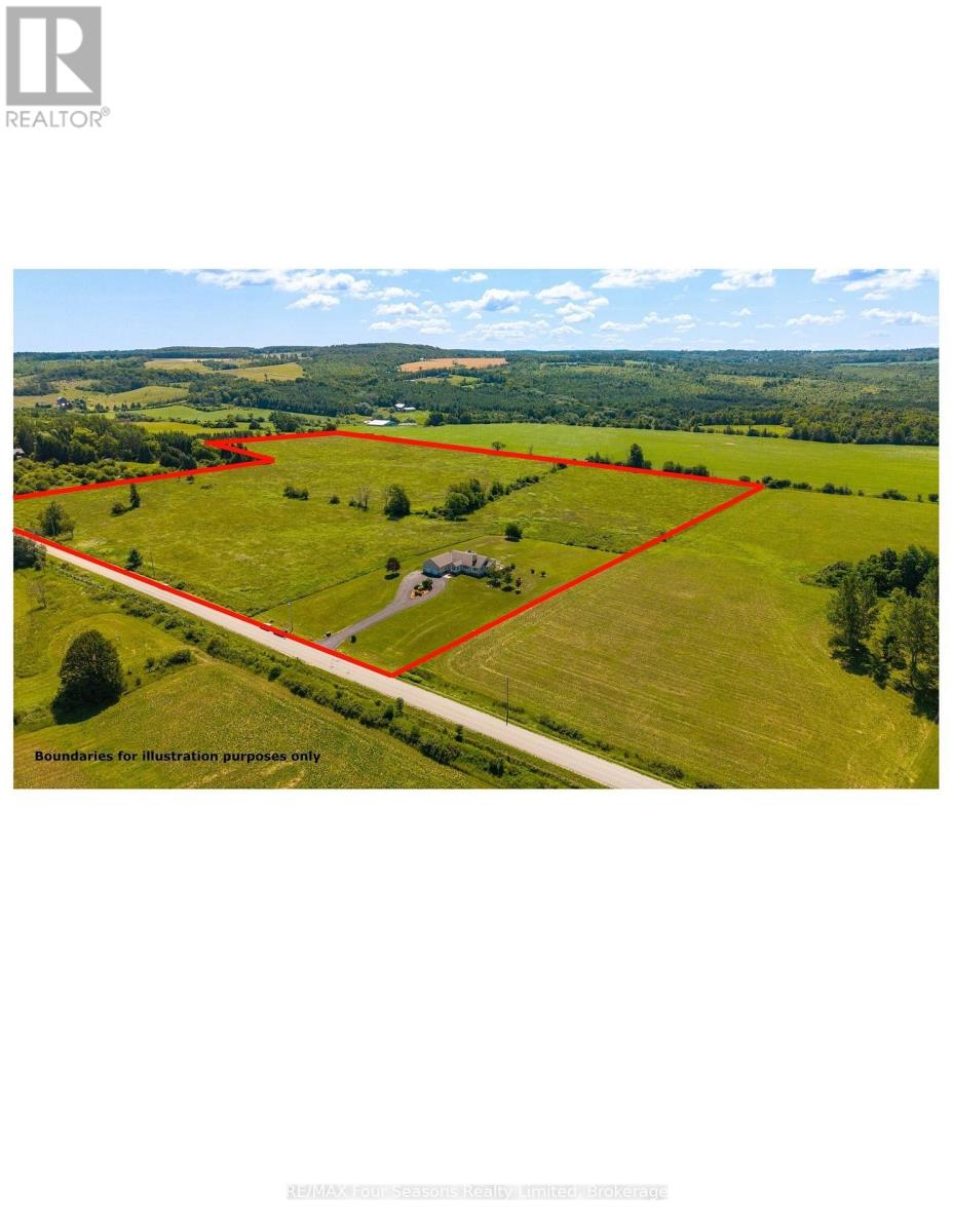 728454 21st Side Road Property Photo 5