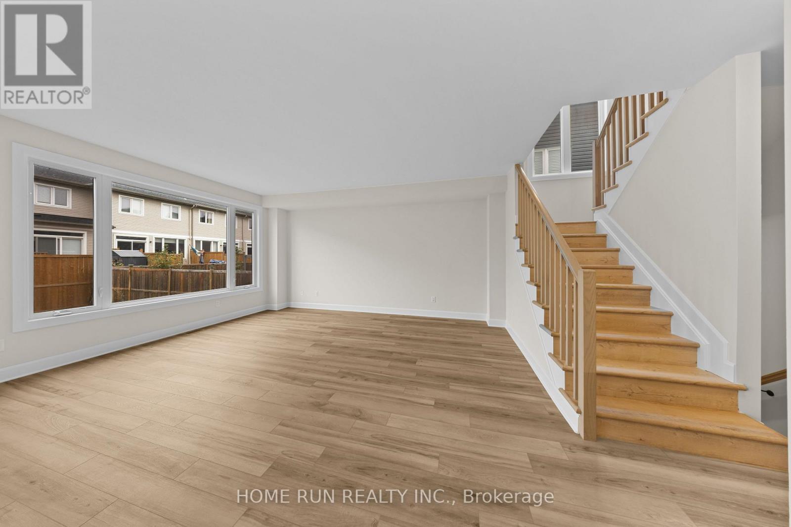 55 Robertson Lane Property Photo 11