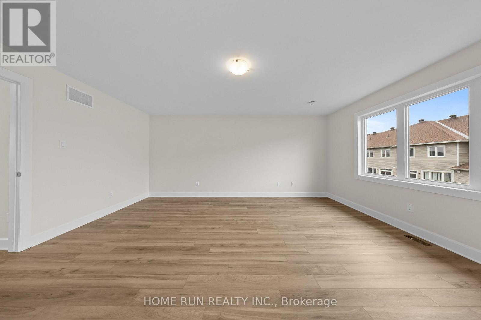 55 Robertson Lane Property Photo 25