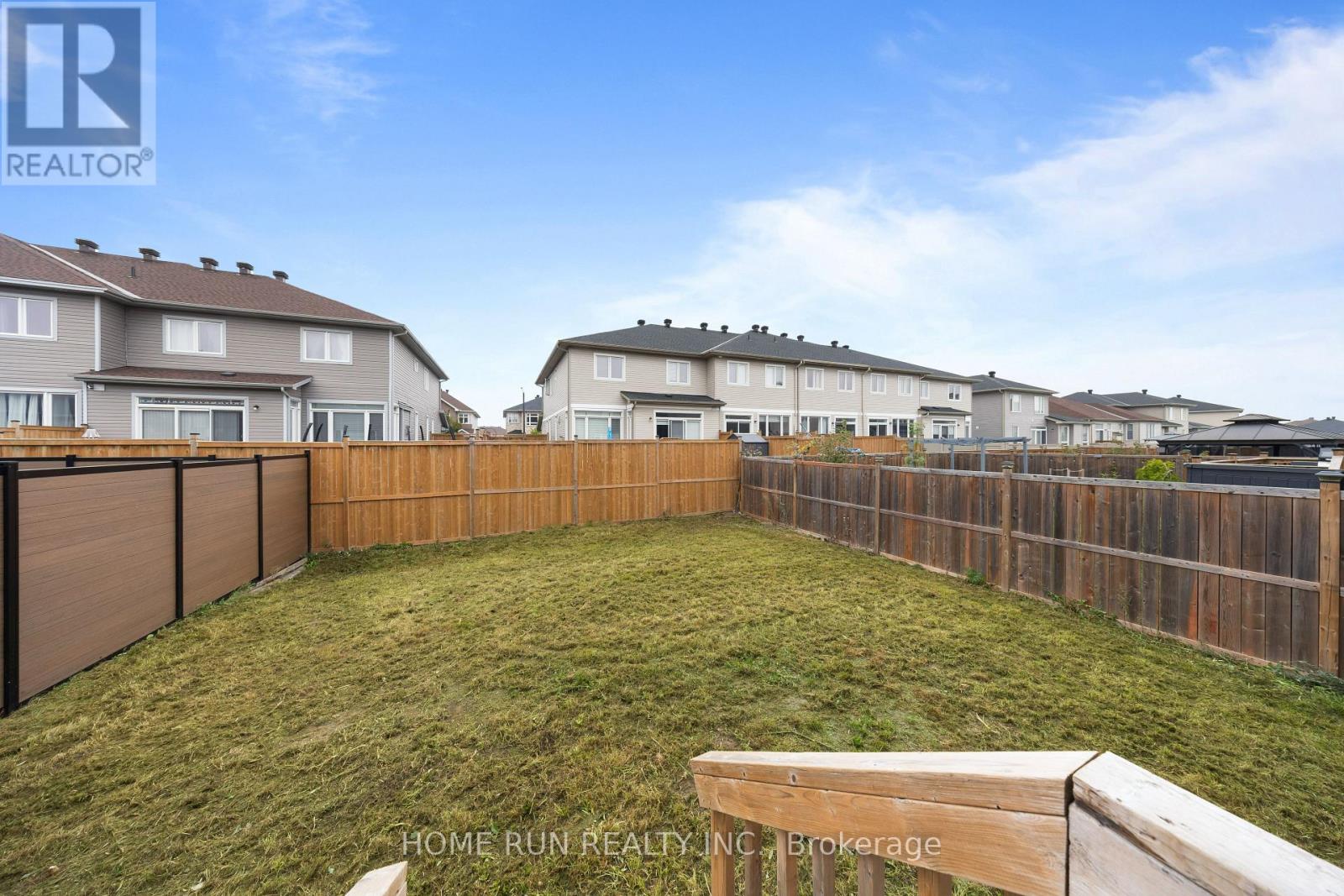55 Robertson Lane Property Photo 38
