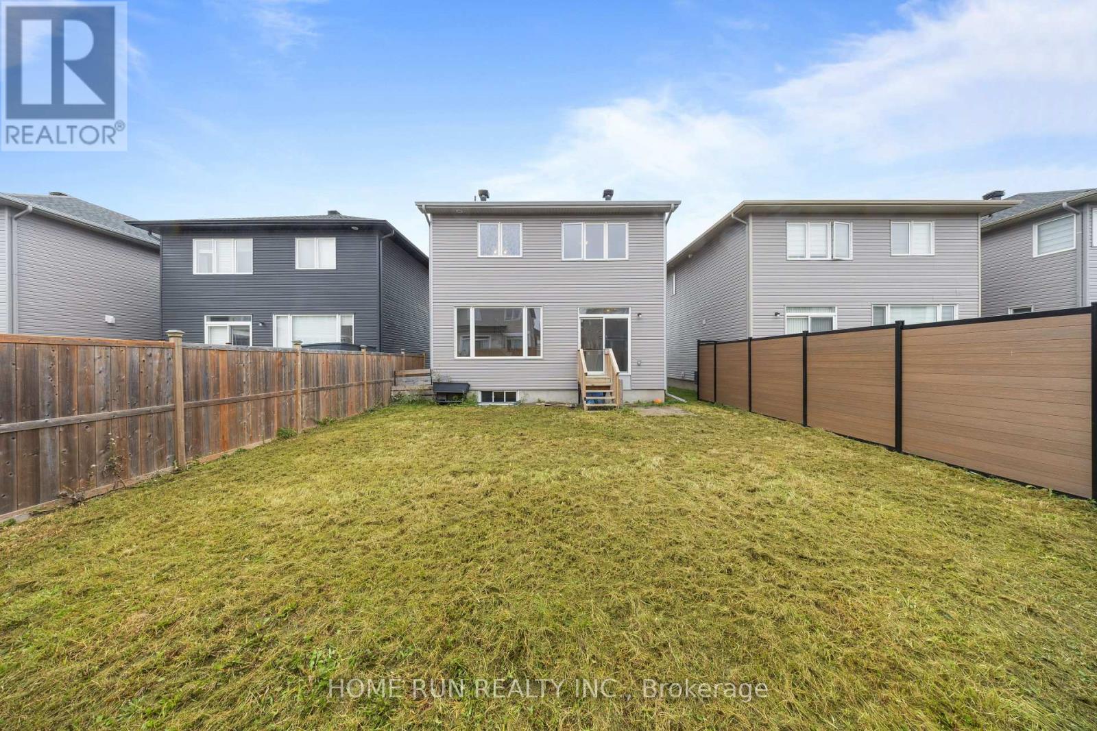 55 Robertson Lane Property Photo 39