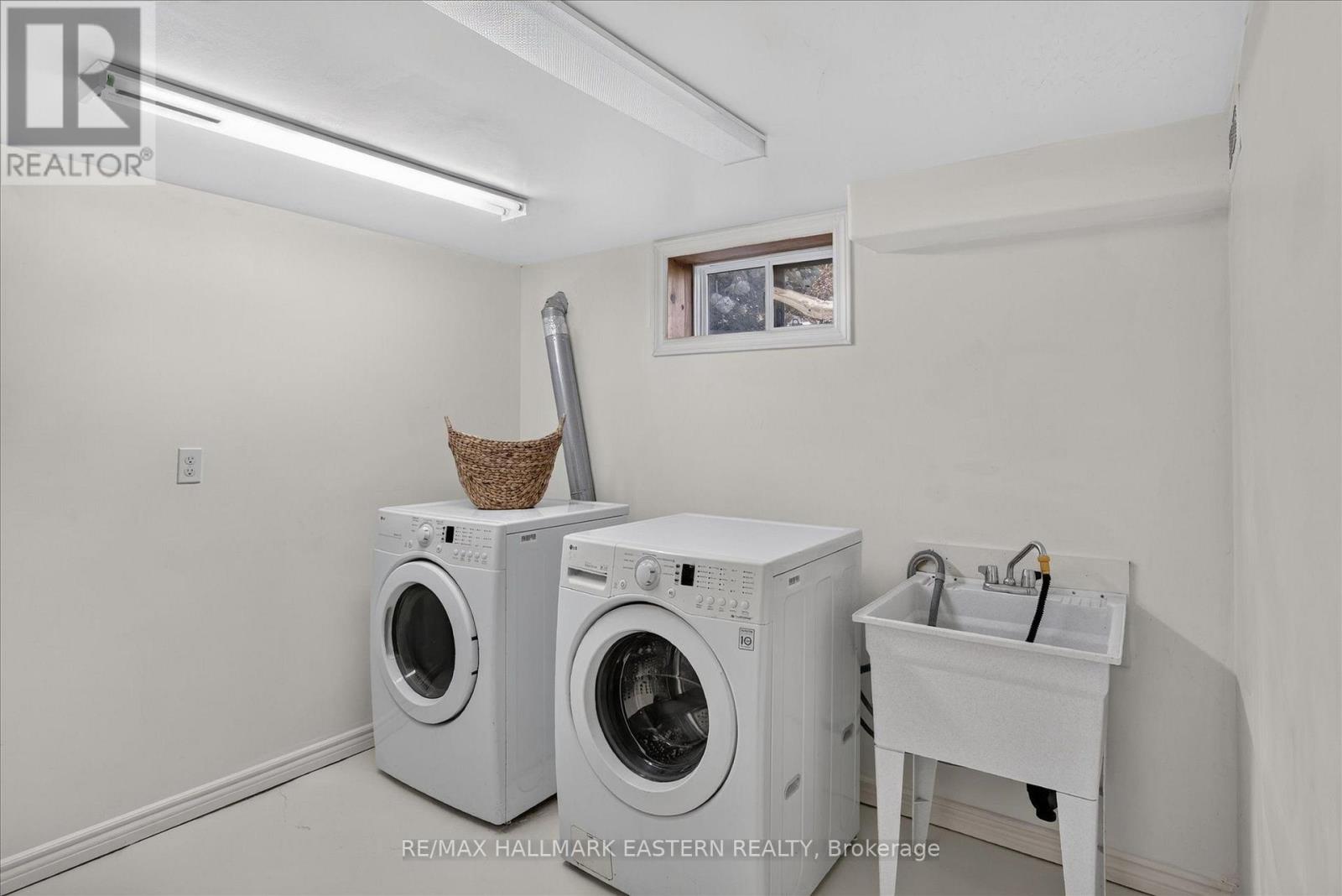 897 Westdale Avenue Property Photo 20