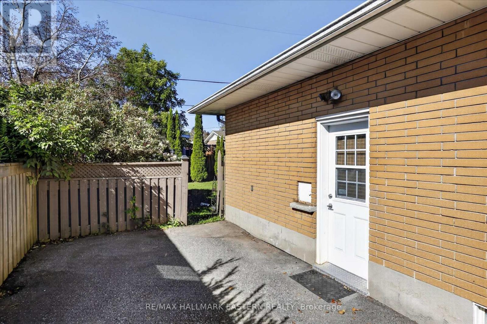 897 Westdale Avenue Property Photo 36