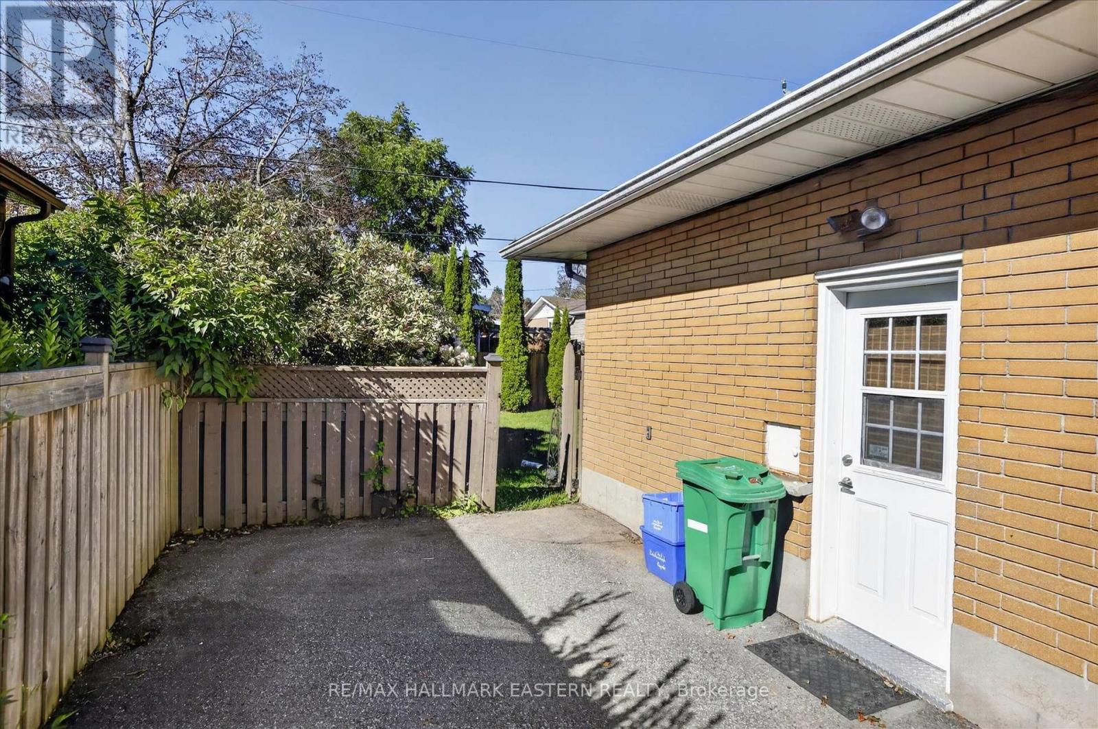 897 Westdale Avenue Property Photo 38