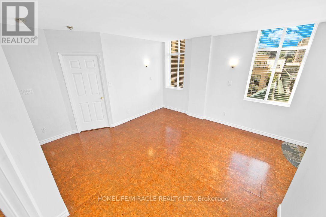 505 - 36 James Street S Property Photo 7