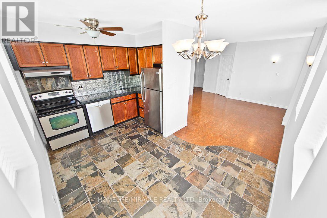 505 - 36 James Street S Property Photo 10