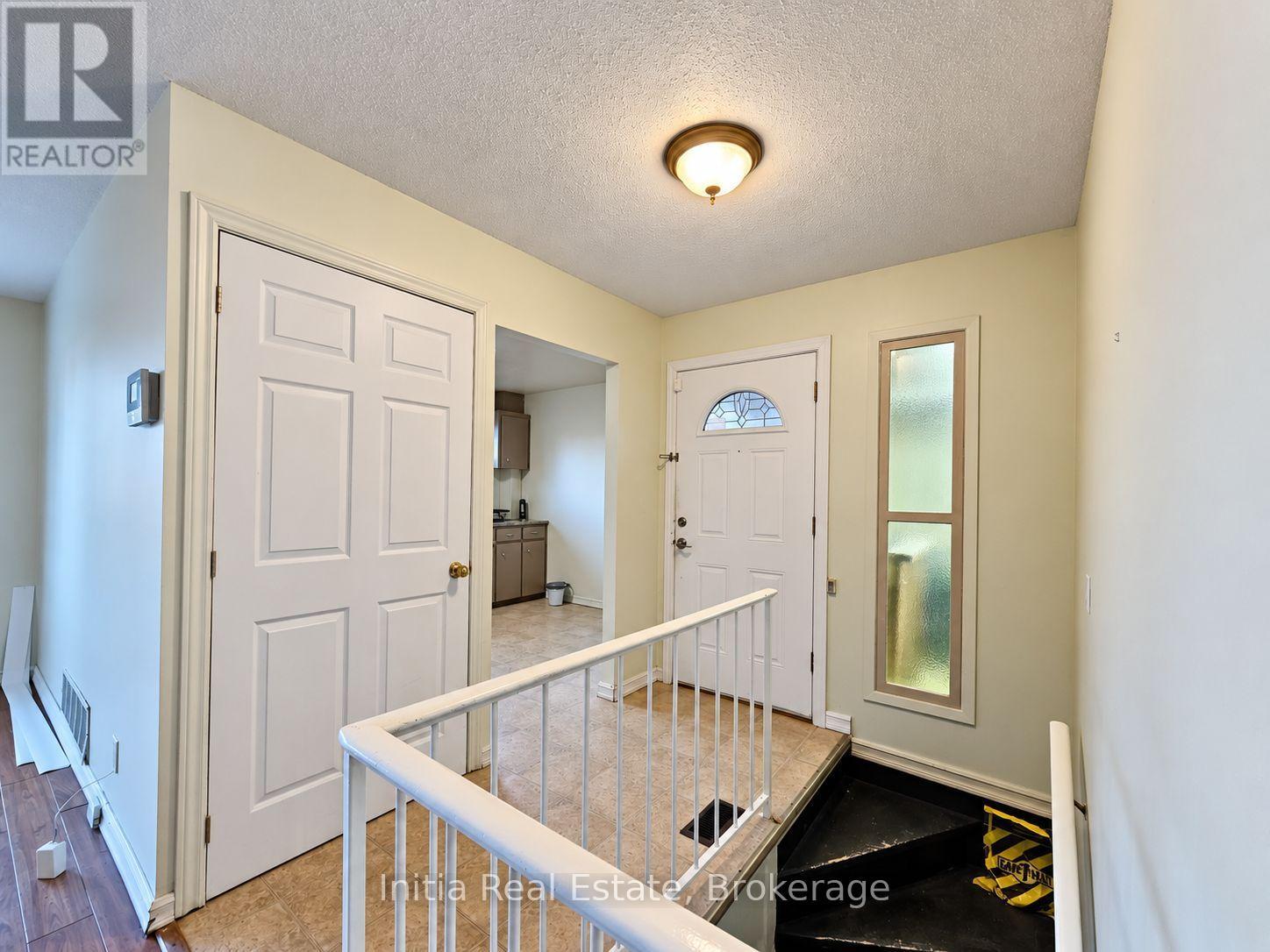 8370 Gregory Place Property Photo 9