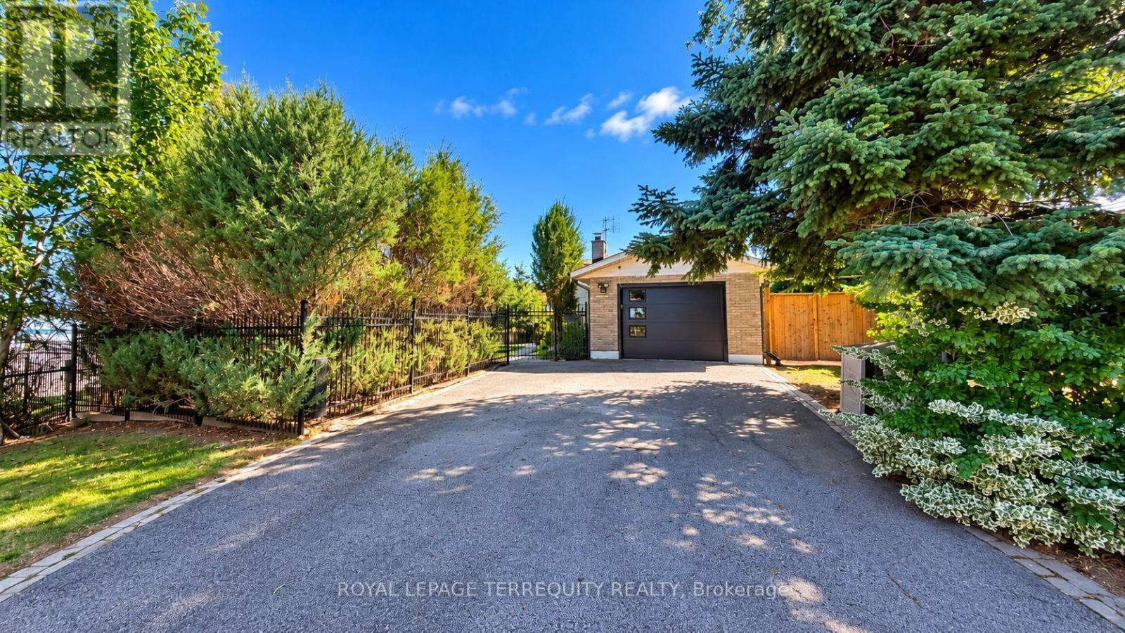 410 Kerman Avenue Property Photo 26