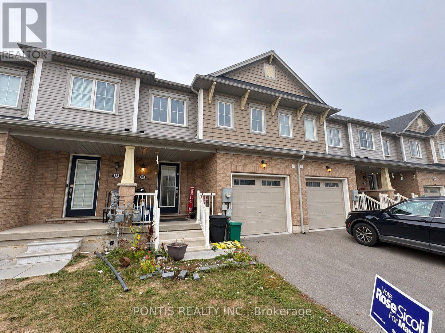 86 Munro Circle Property Photo 2