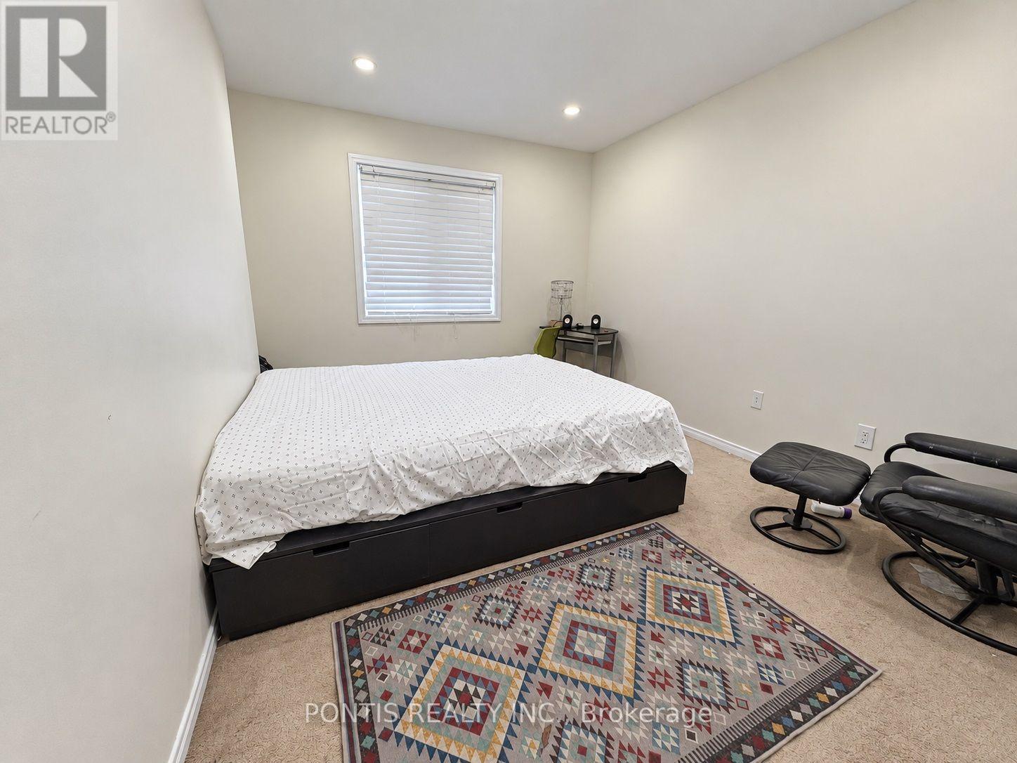 86 Munro Circle Property Photo 31